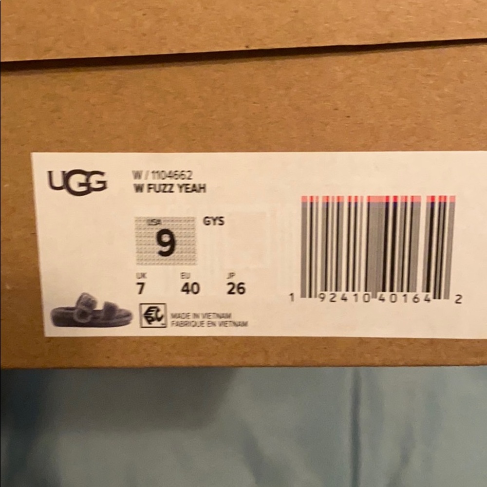 Ugg Fuzzy Slippers - image 4